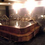 綺麗で、泉質はいいが、お値段高め 綺麗で、泉質はいいが、お値段高め