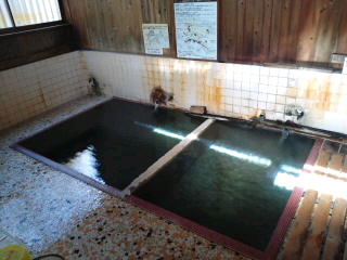 野沢温泉共同浴場 熊の手洗湯