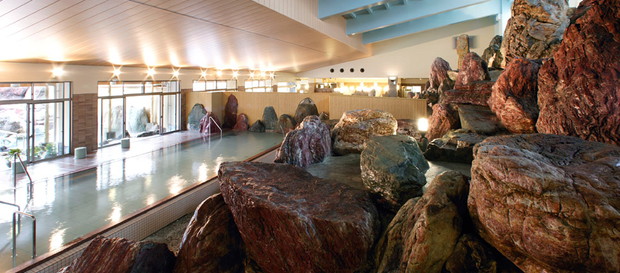 金太郎温泉 カルナの館