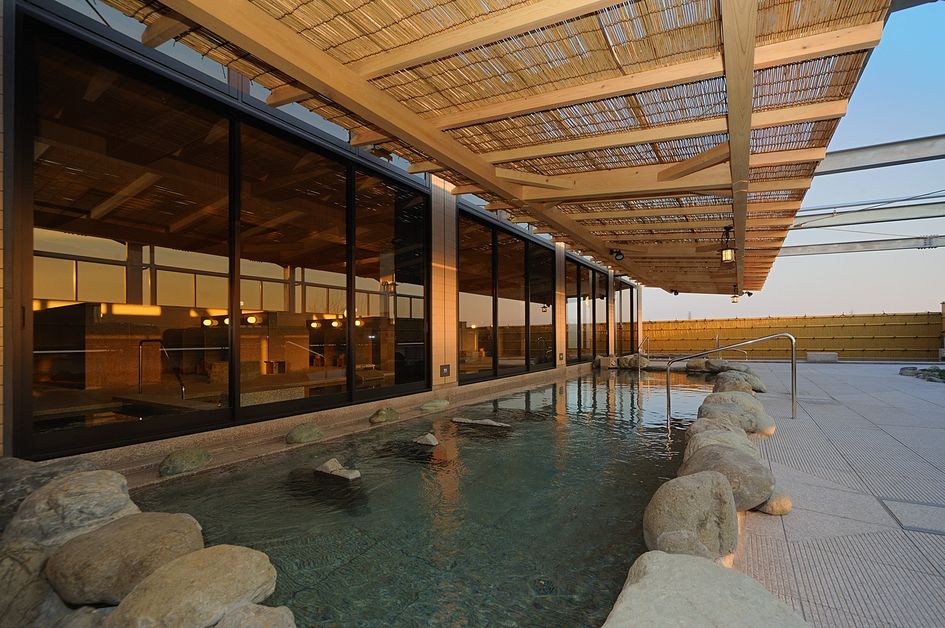 東京・湯河原温泉 万葉の湯