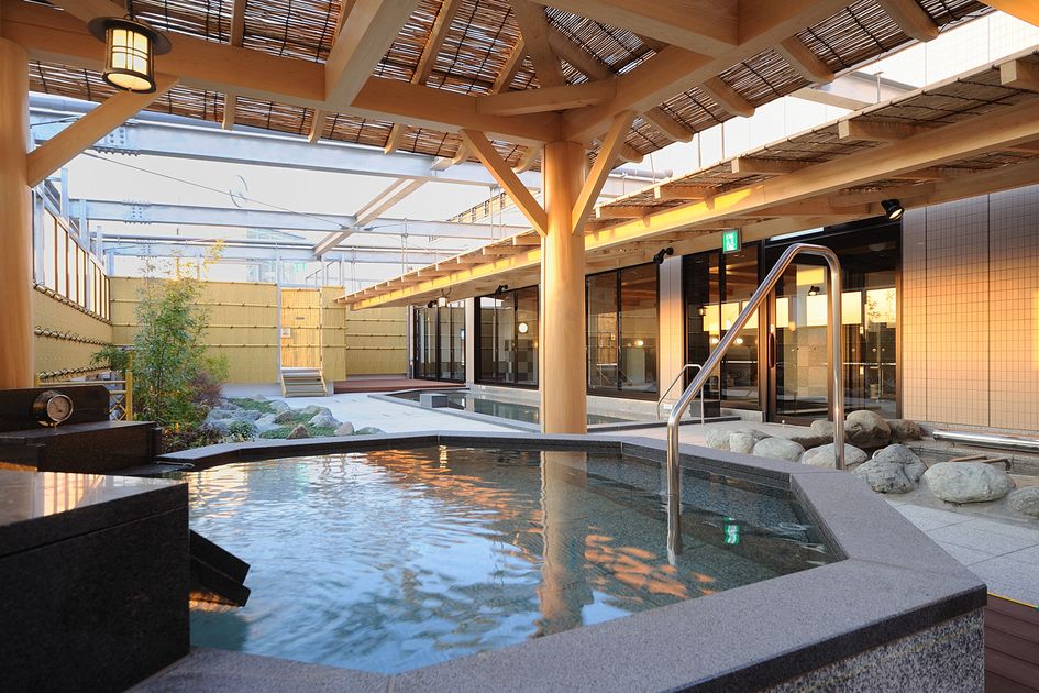 東京・湯河原温泉 万葉の湯