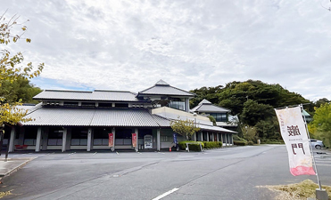 リラクゼーション・岩盤浴4