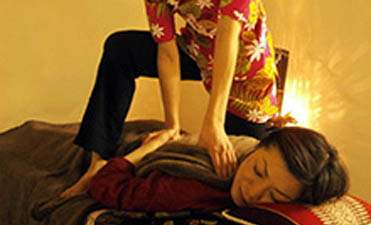 リラクゼーション・岩盤浴1