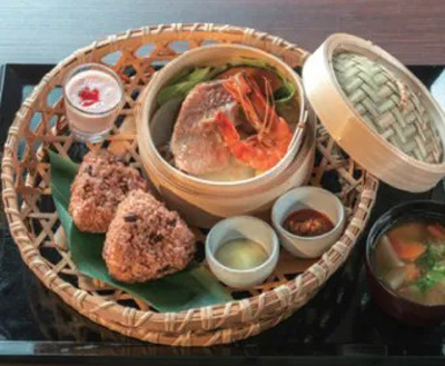 お食事4 お食事4