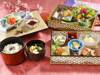 お食事4 お食事4