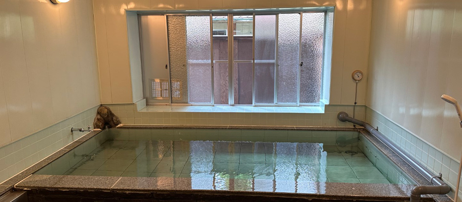 高原千葉村温泉「かもしかの湯」