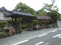 Yukitsubakinoyadofurusawaya