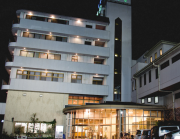 八尾グランドホテル