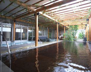 『港北天然温泉 スパガーディッシュ　入館料割引クーポン！』