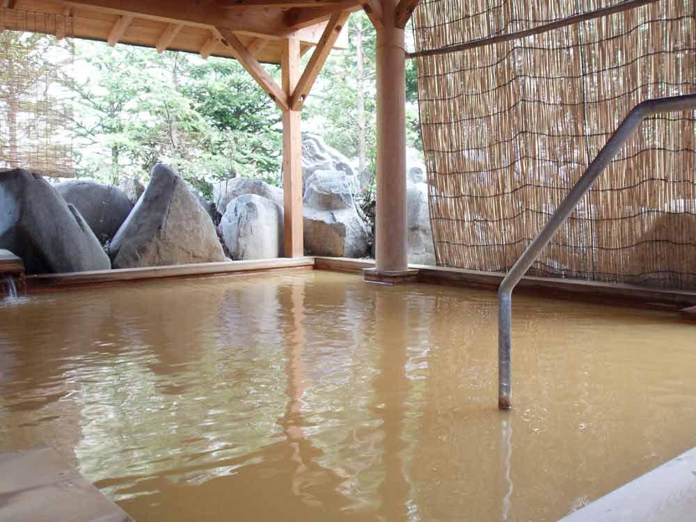 苗場温泉 雪ささの湯