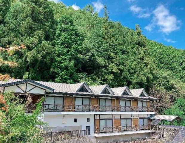 白峰会館