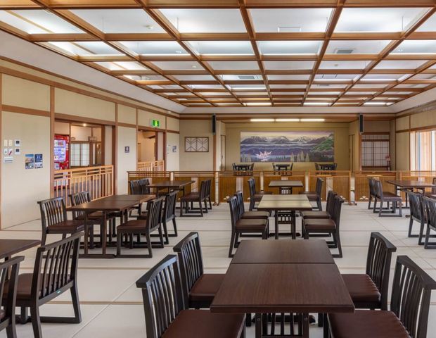 湯の駅　ぽんぽこ（旧　間山温泉 ぽんぽこの湯）