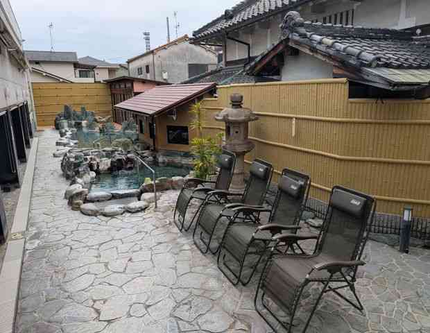 くつろぎの湯　HOS小阪フィットネスクラブ内