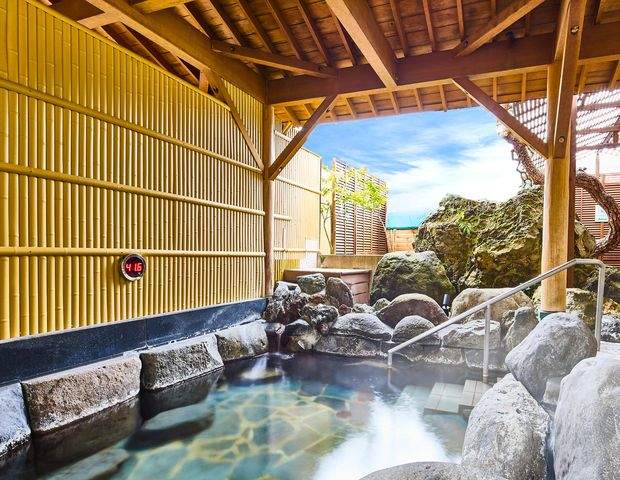 アンダの森 山形天童店（旧 天童グランドホテル 舞鶴荘）