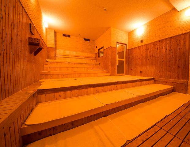 極楽湯　ロイヤル川口（旧 天然温泉スパロイヤル川口）