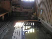 加勢の湯(西石松)共同浴場