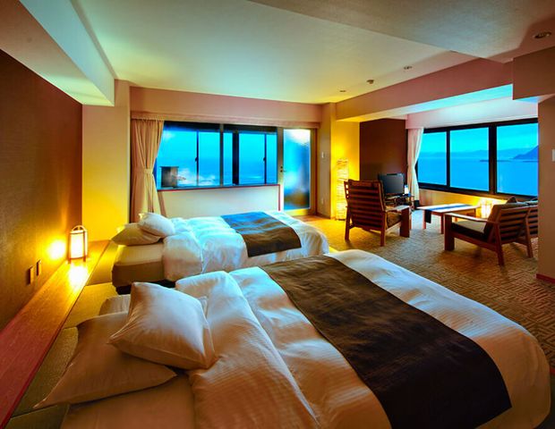 天津小湊温泉 城崎の源泉の湯 宿中屋