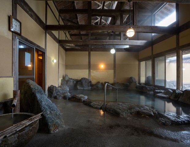 美奈宜の舞（旧 あきづきの湯）