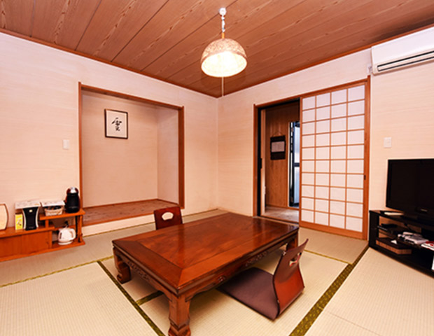 小さな湯の宿　みたにや