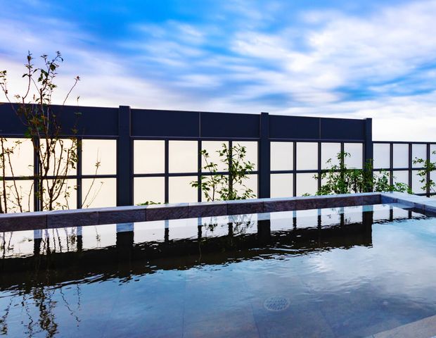 ＩＺＵＭＩ　ＰＥＡＫ　ＢＡＳＥ（泉ピークベース）