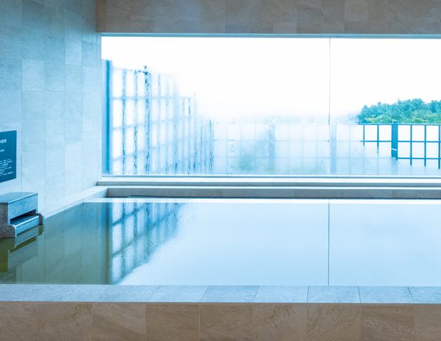 ＩＺＵＭＩ　ＰＥＡＫ　ＢＡＳＥ（泉ピークベース）