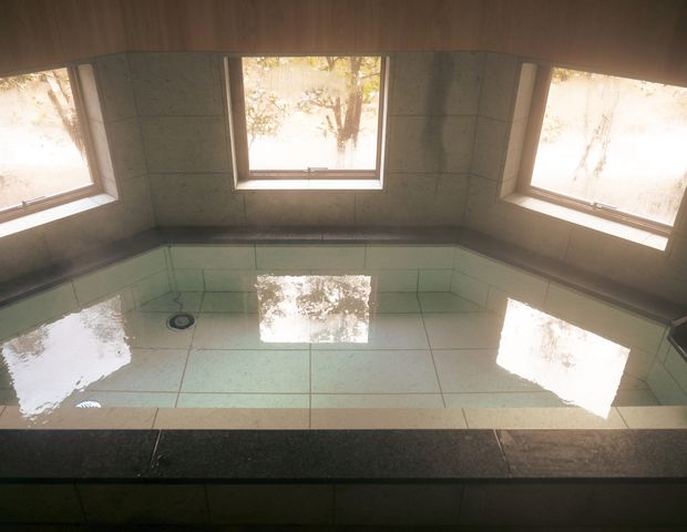 微鉱精せせらぎの湯