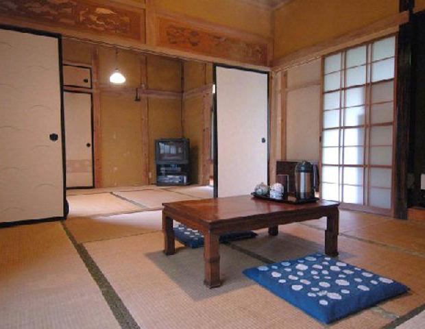 山房 もっきりや