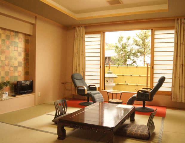 源泉かけ流し　温泉旅館　松園