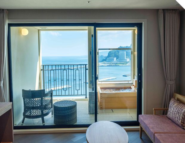 LA VISTA 熱海テラス（ラビスタ）