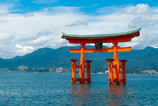 Onsen around Hiroshima Itsukushima Shrine