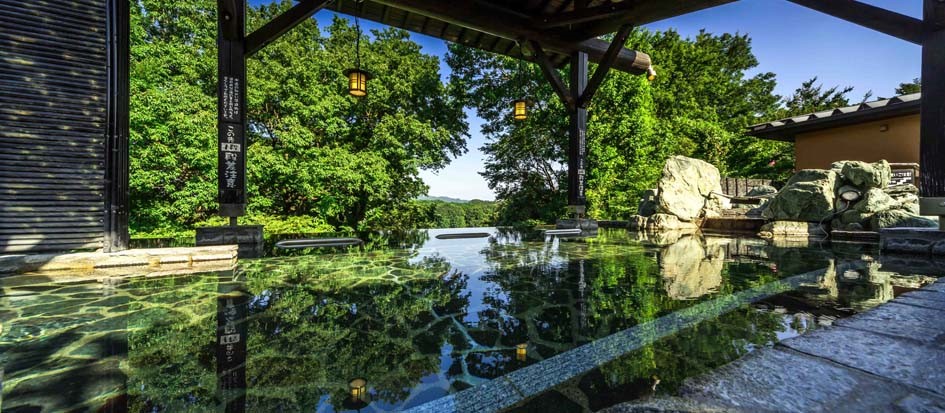 美肌になりたい人必見！東京から日帰りで行けてお肌がツルツルになる温泉・スパ5選