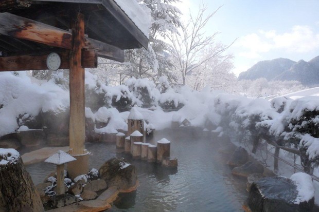 この冬行きたい雪見温泉7選！雪景色が観られる露天風呂がおすすめ（北日本・東日本編）