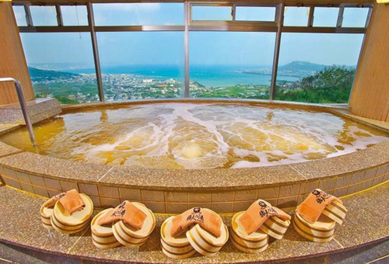 ユインチホテル南城　天然温泉さしきの　猿人の湯