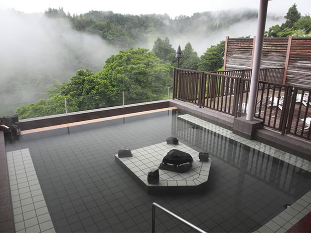 歴史ある名湯も、時代の先端をゆくスタイリッシュな温浴施設も揃った新潟県で注目の温泉・スパ・スーパー銭湯 厳選5施設