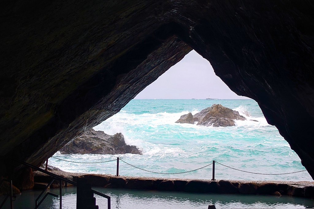 那智勝浦「ホテル浦島」をレポート！人気の天然洞窟風呂「忘帰洞」や「玄武洞」など全浴室を詳しく紹介！