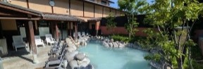 ファミリー&女性におすすめ!キッズスペースやReFaのシャワーが嬉しい「極楽湯 千葉稲毛店」