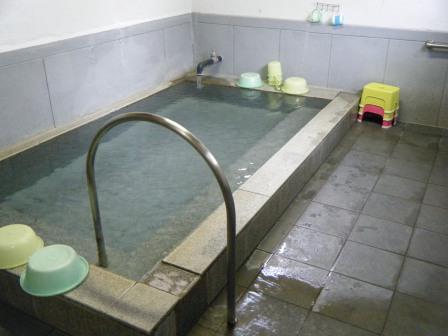 山川温泉共同浴場