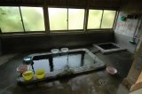湯の花温泉の「渋い」共同浴場