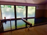新三川温泉でシンプルにいい湯だけを…