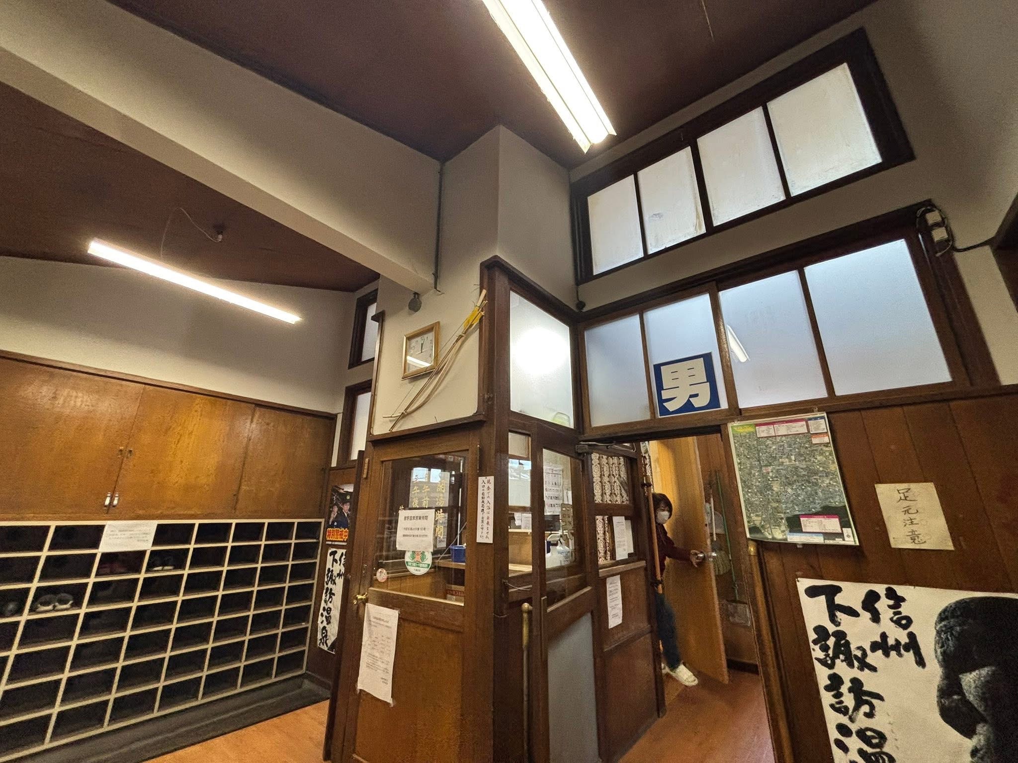 良い共同浴場でした。クルマで訪問しまし…