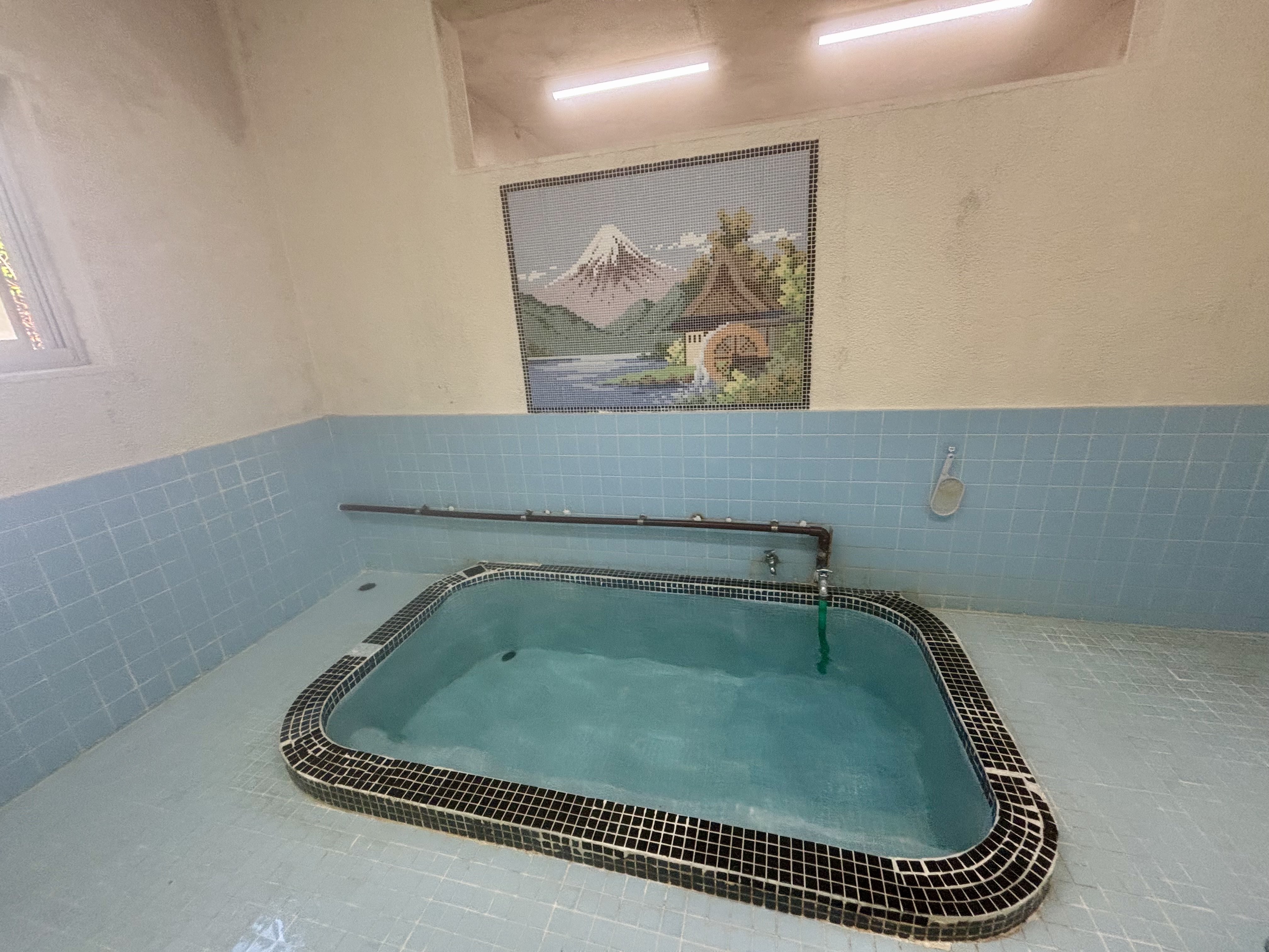 わかりにくい場所にあります。特に駐車場…