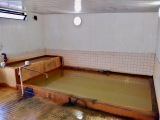 穏やかな時が流れる入来温泉の公衆浴場…