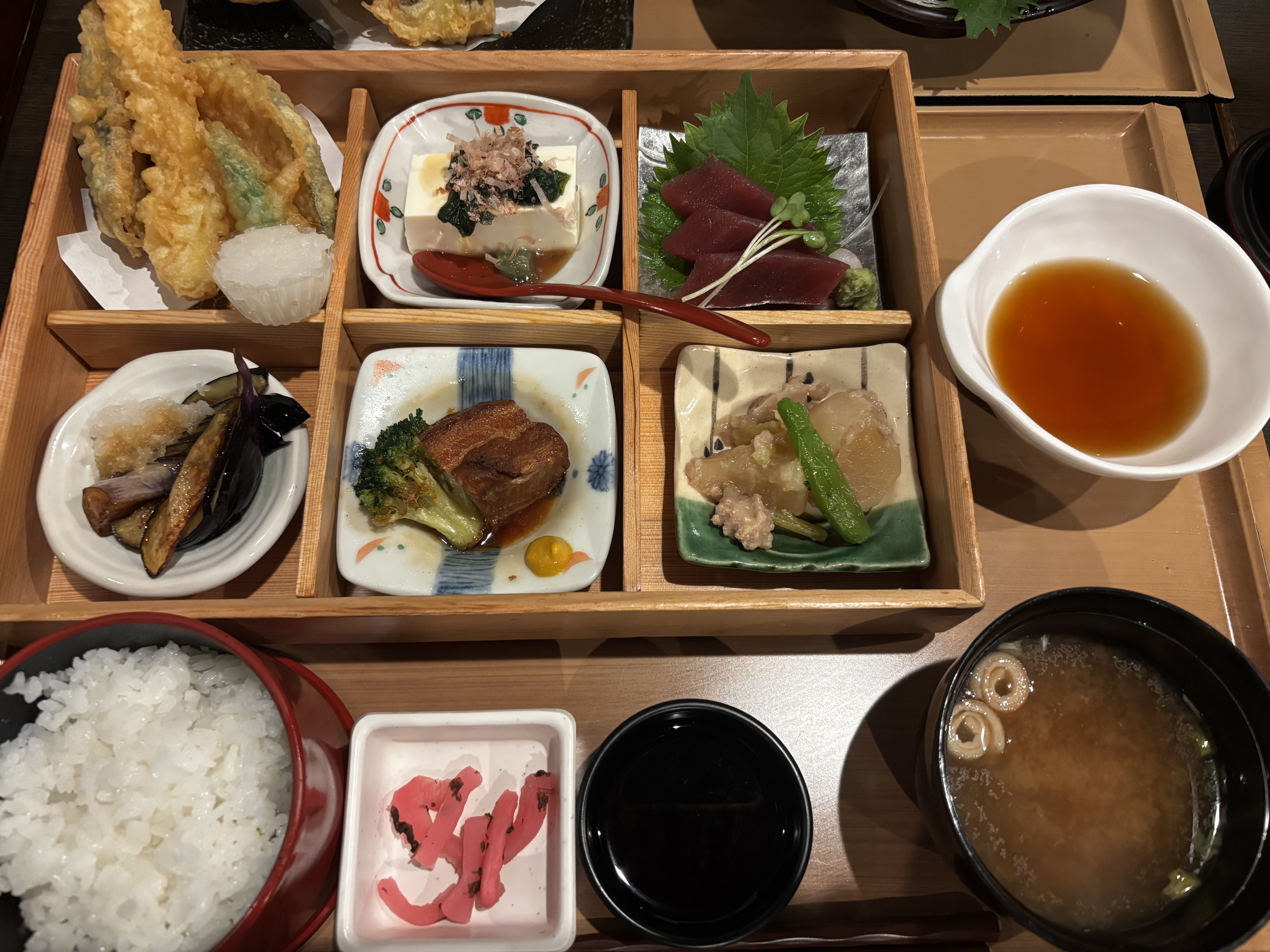 土曜日11時過ぎに初訪問。お風呂は…