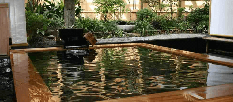 博多 由布院・武雄温泉 万葉の湯