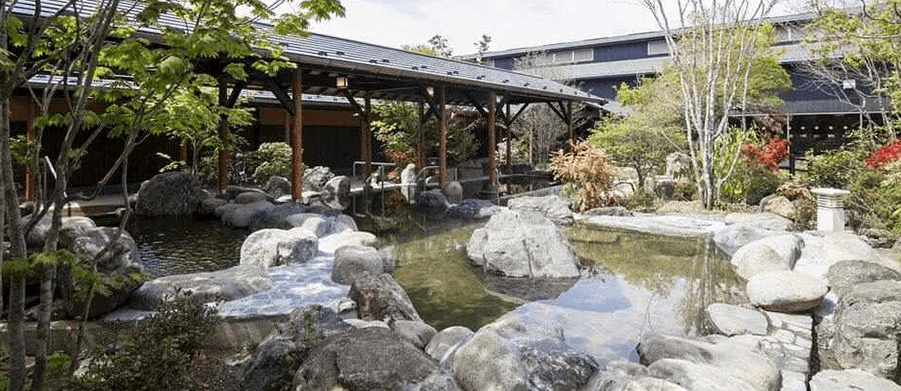 熊谷天然温泉 花湯スパリゾート