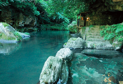 九州の渓流露天風呂3選！川のせせらぎと絶景温泉を楽しもう